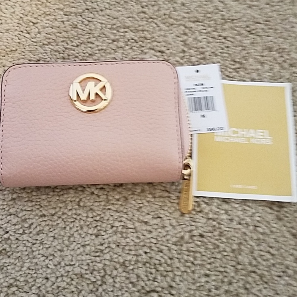Michael Kors wallet